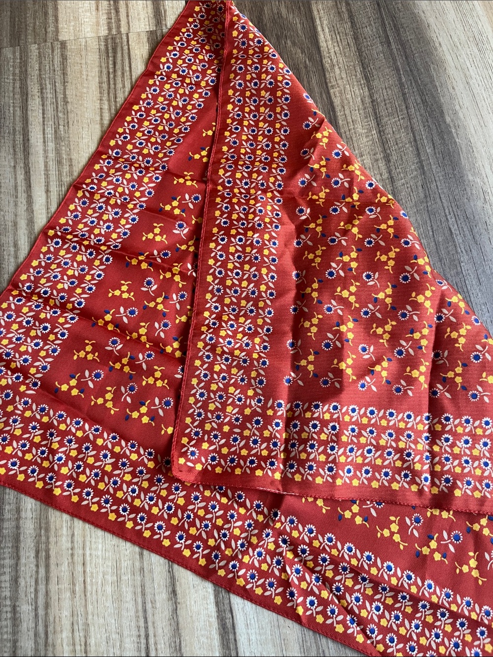Vintage Specialty House Italian Polyester  scarf